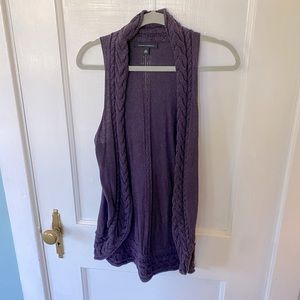 Banana Republic women’s open sweater vest, purple Medium